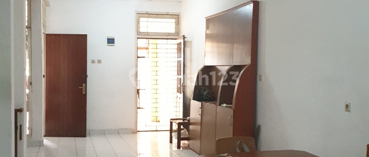 Dijual Rumah Sayap Dago Cocok untuk Usaha Kontrakan / Kost 1