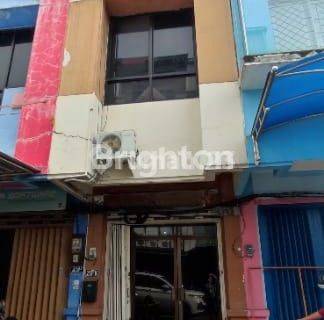 KLAMPIS JAYA 3 LANTAI SIAP PAKAI AREA KOMERSIAL DEKAT MERR 1