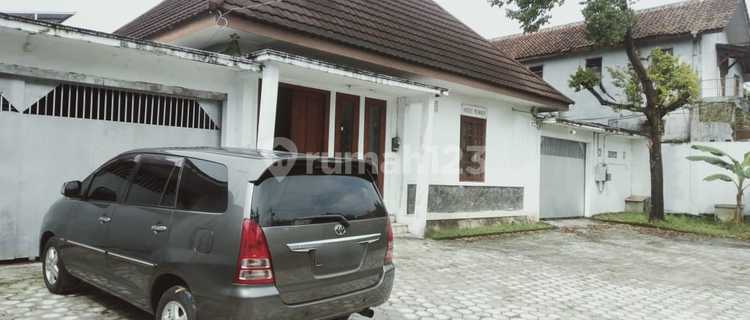 West Ungaran House, Ready to Occupy, Good Condition, Well-Maintained. 1