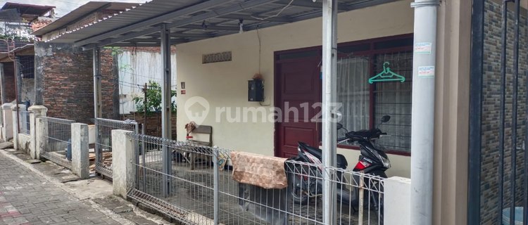 Rumah Gayamsari, Pandean Lamper Harga Masih Bisa Nego 1