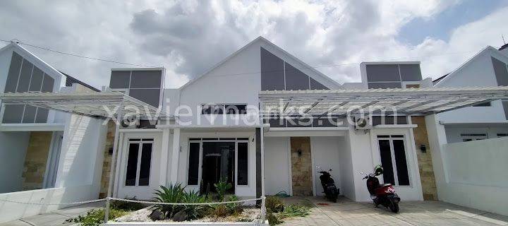 Dijual Rumah Siap Huni di Klaten, 2 Rumah Jadi Satu  1