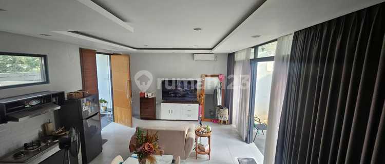 Selling Fully Furnished House Near Bsb Lake Semarang 1