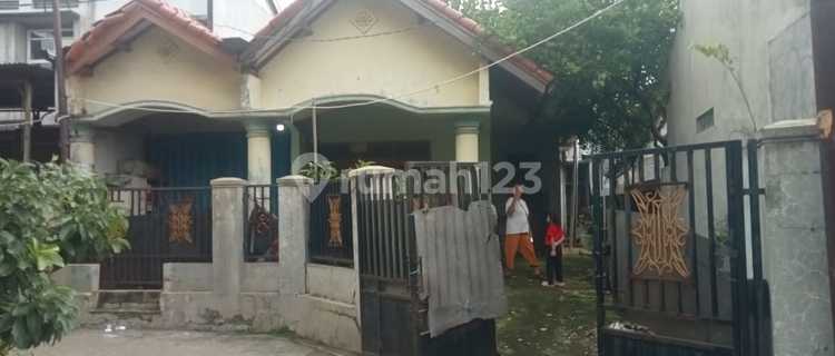 BU Rumah second Lt 160 m2 harga 470 juta di Sindang Kersa Depok 1