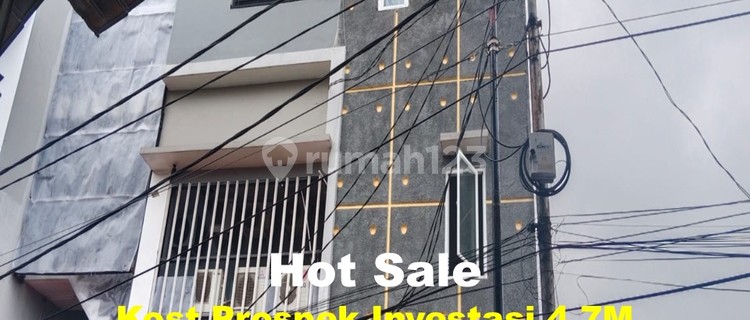 Productive Boarding House with Motorcycle Access Kramat Senen Fully Furnished 1