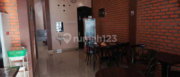 For Sale 1 Unit of 2-Story Shophouse Suitable for Business and Office 1