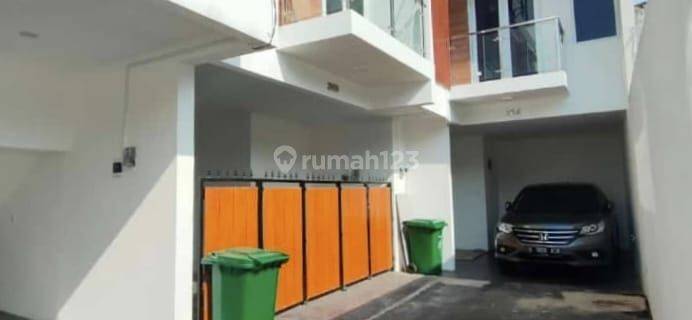 Rumah Mewah Premium Di Cempaka Putih Jakarta Pusat 1