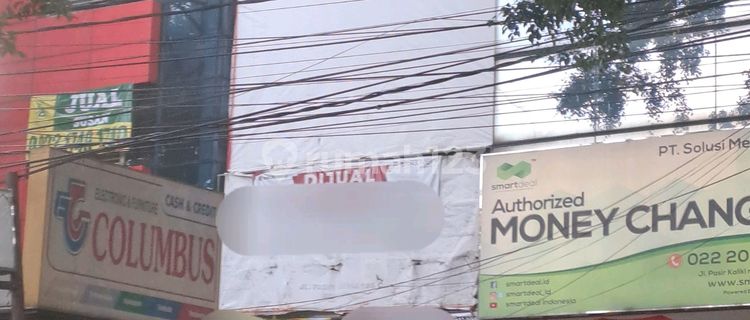 Three-Story Shop House on Pasirkaliki Main Road, Near Bpk School, Pasteur Toll Gate Entrance, Ideal for Business. 1