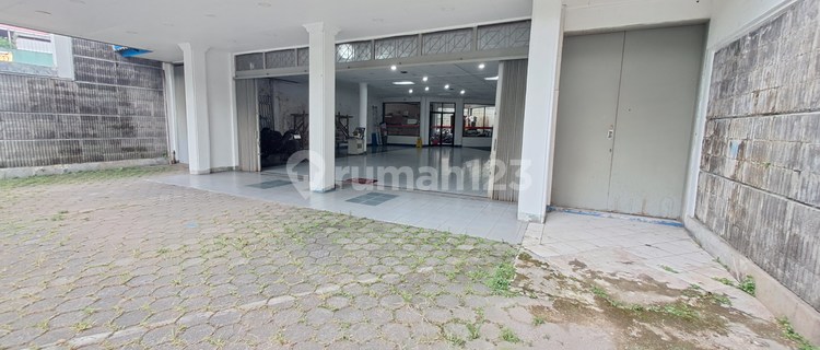 2-Story Shophouse on Main Road Pasteur Suitable for Showroom, Restaurant, Souvenir Shop, Travel Agency, Office 1