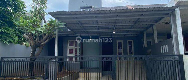 Rumah Bagus Siap Huni di Bukit Golf, Cimanggis 1