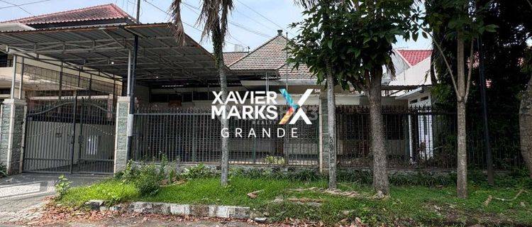 Disewakan Rumah Usaha 2 Lantai Poros Jalan Utama Kota Malang 1
