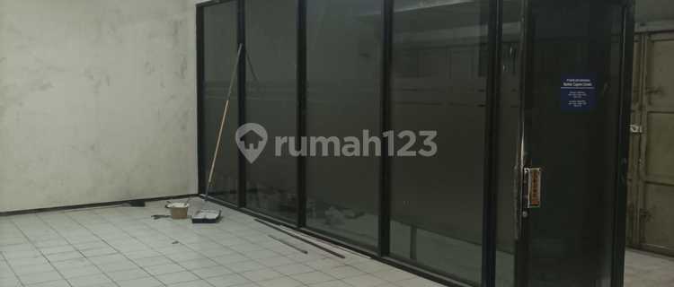 For Rent Strategic Shop House in Busy Mainroad Cimahi Area 1