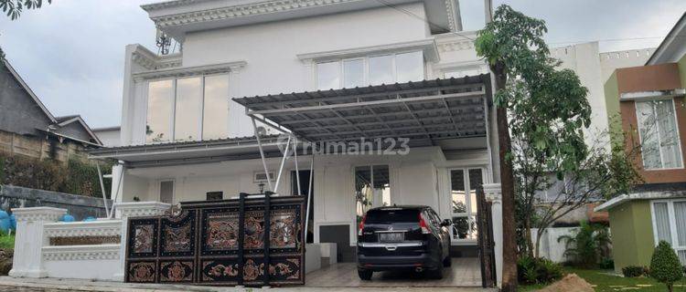 RUMAH MEWAH 2 LANTAI DISEWAKAN FULLY FURNISHED 1