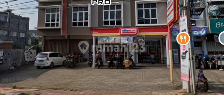 Cool Shop House, Length 22M 1