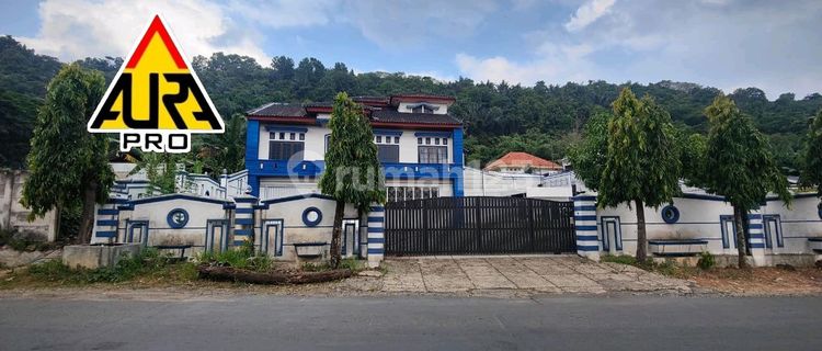 Shop House Suitable for Office 1