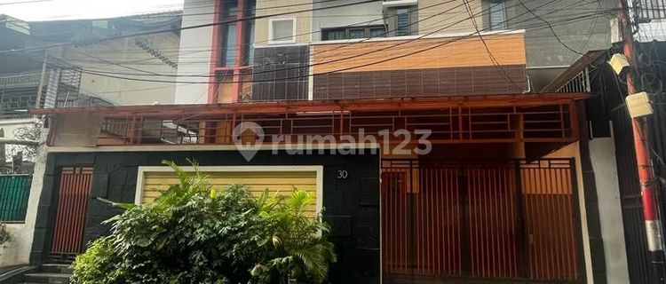 Rumah Hoky.krekot Kartini.jakarta Pusat 1