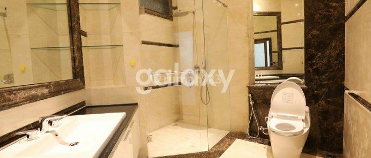 Graha Famili Minimalist Dekat Golf, Hokky, & National Hospital 1
