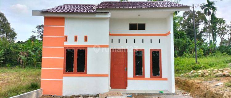 Dijual Rumah Lokasi Mantap Strategis Desain Modern Dan Cantik 1