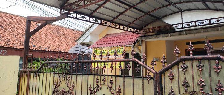 Rumah di Kampung Makassar pinang ranti Jakarta Timur SHM 1