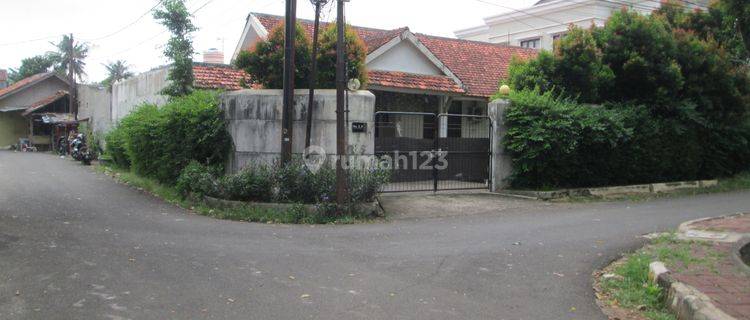 Rumah Tua Murah di Jl Taman Wijaya Kusuma, Pondok Labu, Cilandak 1