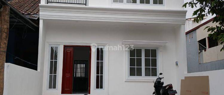 Dijual Rumah Baru Lokasi Depan 1