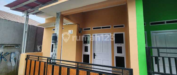 Rumah modern minimalis di citayam sudah siap huni  1