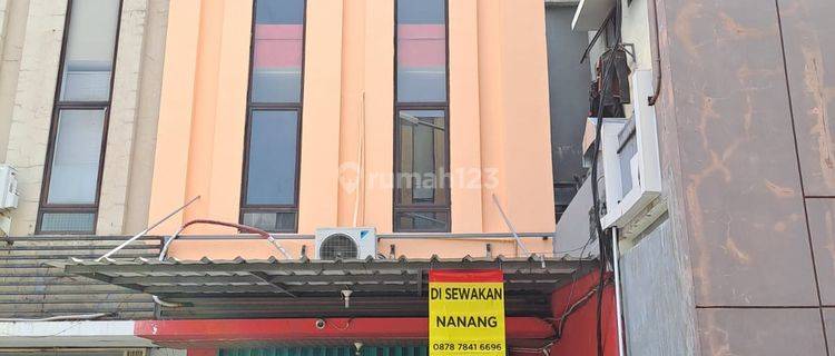 Disewakan Ruko Magnetica Lippo Cikarang 3 Lantai 1