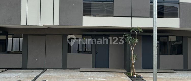 For Rent Fast Brand New 3 Bedroom House in Park Serpong 1
