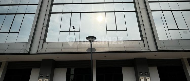 Batavia PIK Twin Shophouse for Rent, 9x18 Already Broken Through 1