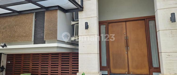 Dijual Rumah Hoek 3 Lantai Modern Style di BSD The Green - Hlefb 1