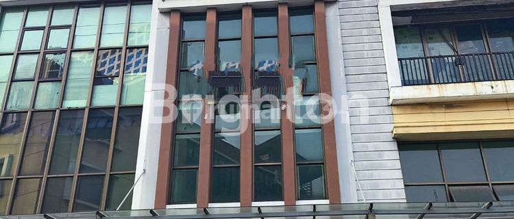 3-STORY SHOPHOUSE TANGERANG CITY