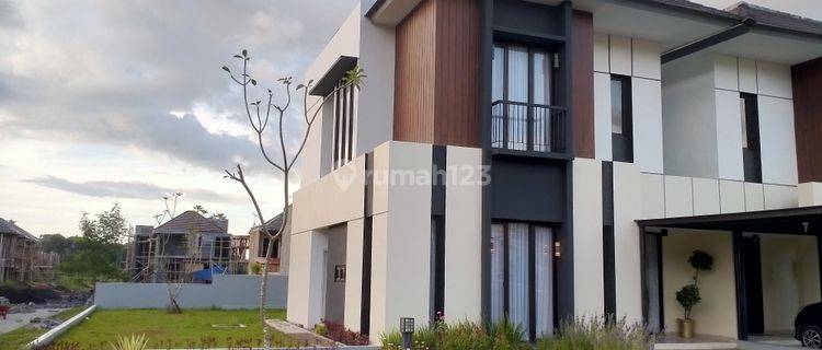 Winchester Hook Favorit di Grand Kawanua Manado  1