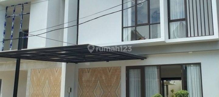 Tipe Dover Rumah 3 Master Bedrooms Modern Lux di The City Manado 1