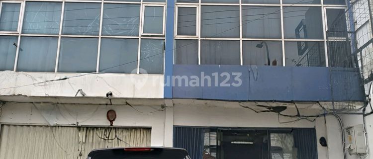 3-Storey Shop House on the Side of Prof Hamka Main Road, Ngaliyan 1