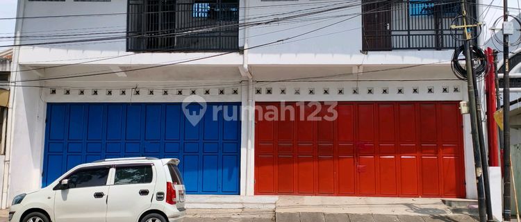 2-Story Shop House Ready to Occupy on Jalan Raden Patah 1