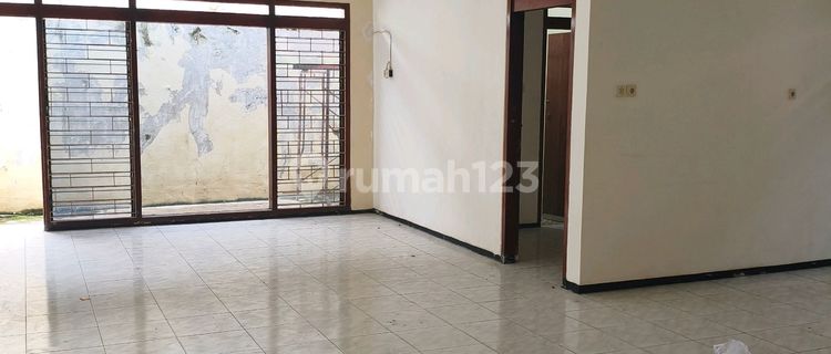 Rumah Luas di Gayamsari Renov Baru. 1