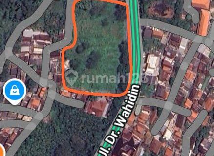 Strategic Land on the Side of Dr. Wahidin Street 1