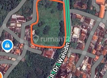 Land on the Side of Dr. Wahidin Street 1