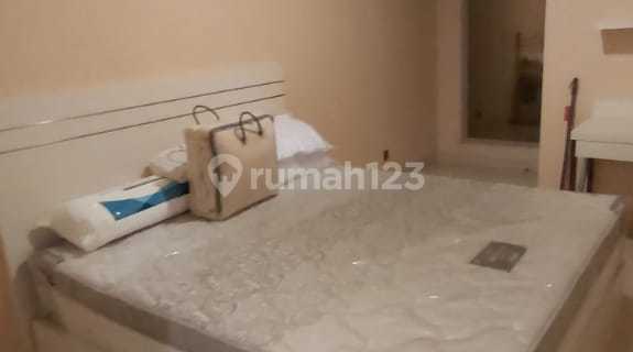 Full Furnished Studio Apartment Near the Mall 1