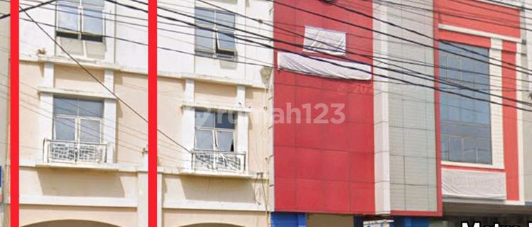 3-Story Shop House in Perukoan Metro Plaza Semarang 1
