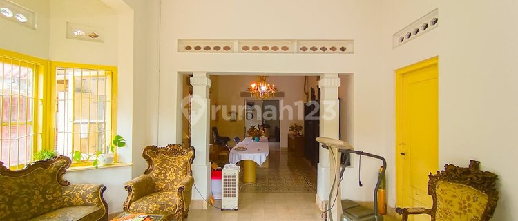 House Still Has Dutch Colonial Vibe in Menteng 1