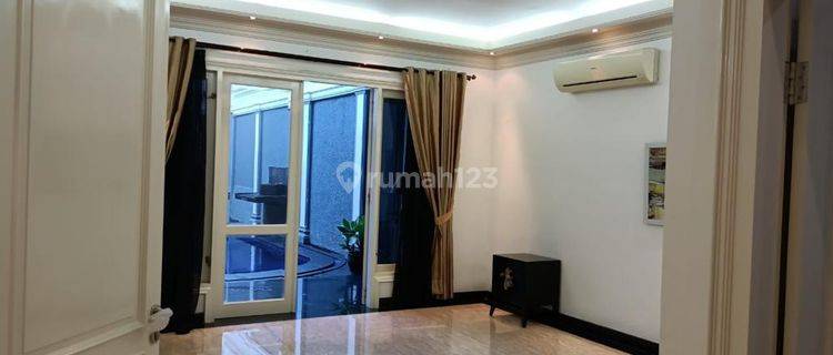 Diswakan Hunian Minimalis Modern di Menteng, Jakarta Pusat 1