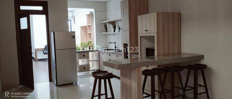 Disewakan Rumah Siap Huni 2 Lantai di Menteng Jakarta Pusat 1