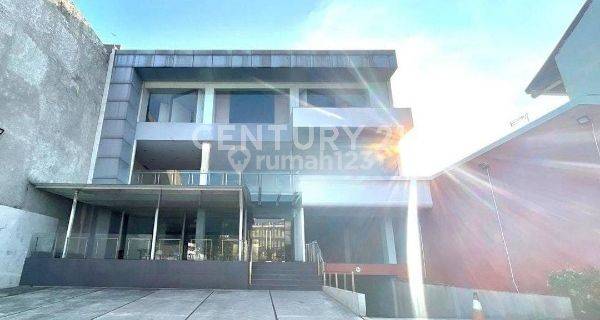 Disewakan Gedung Bagus Strategis Di Hayam Wuruk 1