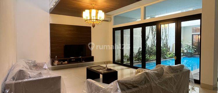 Disewakan Rumah Menteng Full Furnished 4 Kamar 1