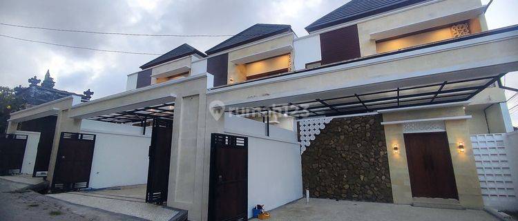 Rumah Villa Berlokasi Strategis Di Benoa 1