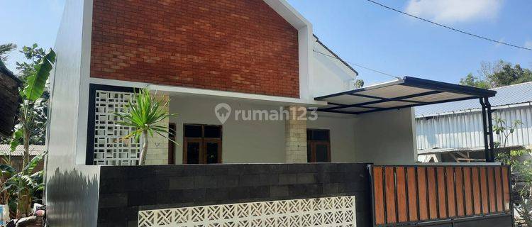 Rumah Model Mezzanine Proses Finishing Di Bangunjiwo 1