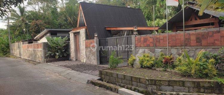 Villa Cantik Private Pool Dekat Wisata Merapi 1