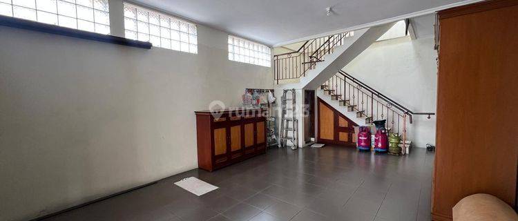 rumah siap pakai dan sangat terawat di sayap pasir koja 1