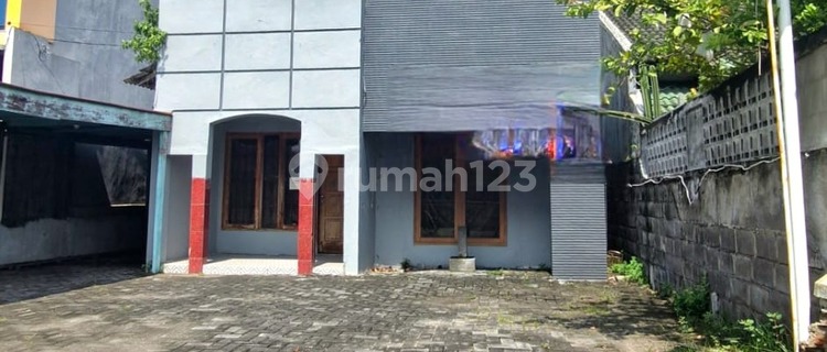 Strategic House Suitable for Business in Tlogosari Raya 1