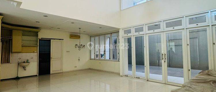 Rumah di Metro Permata, U 12x24, 2 Lantai, Shm, Semi Furnished. 1